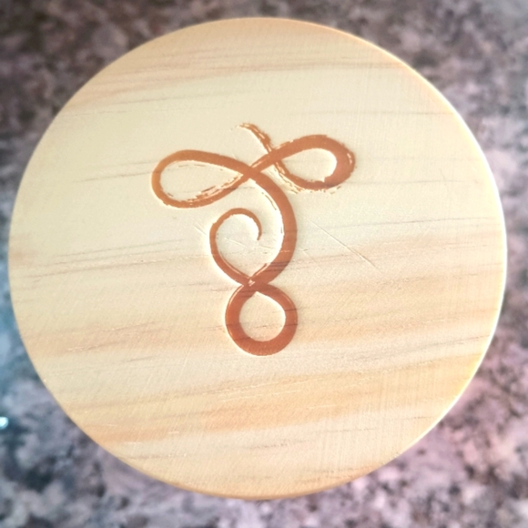 🕯️ DW Home "Love" Pink Peony & Passion fruit Summer Designer Candle (NWT!) - Picture 3 of 7